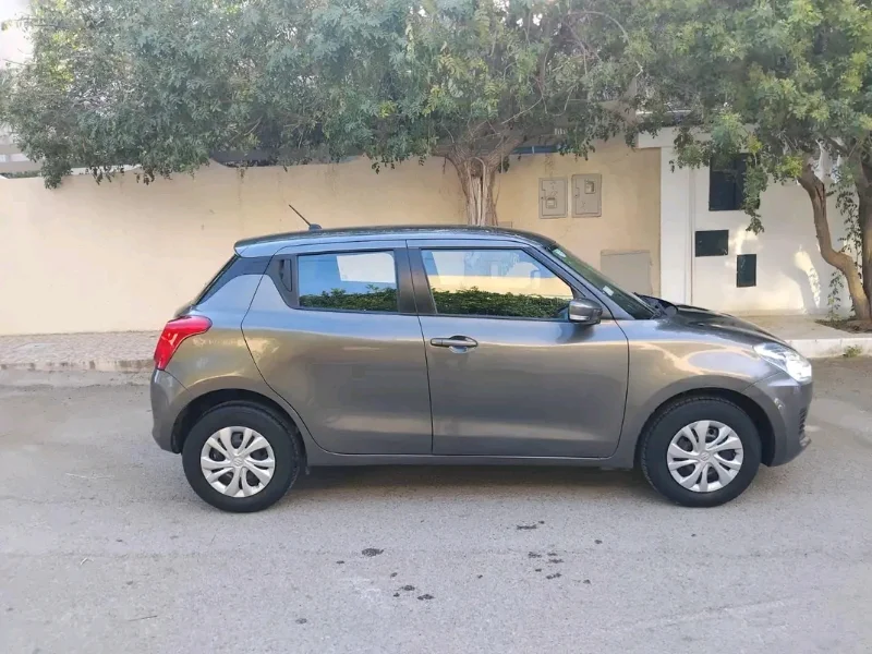Suzuki Swift - Photo 5