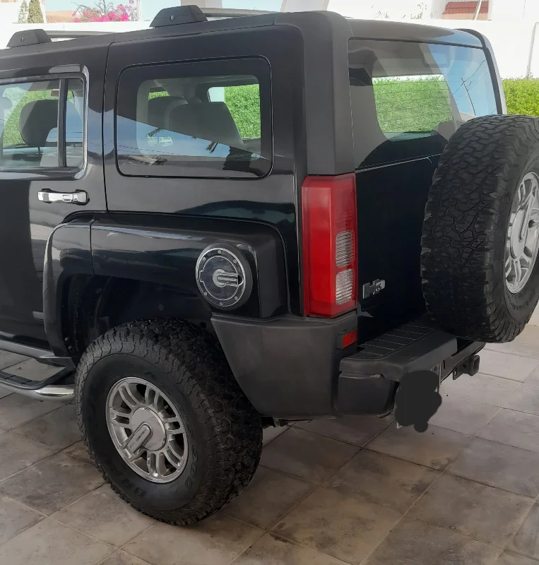 Hummer H3 - Photo 11