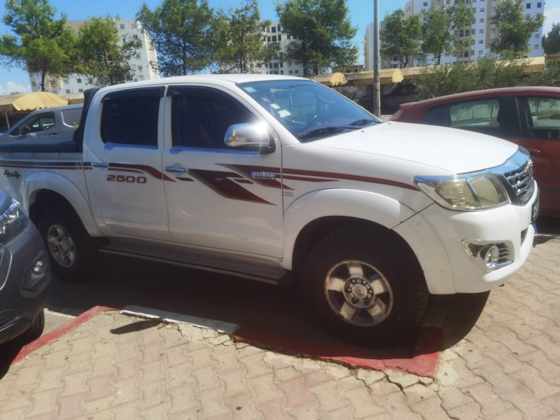 Toyota Hilux - Photo 7