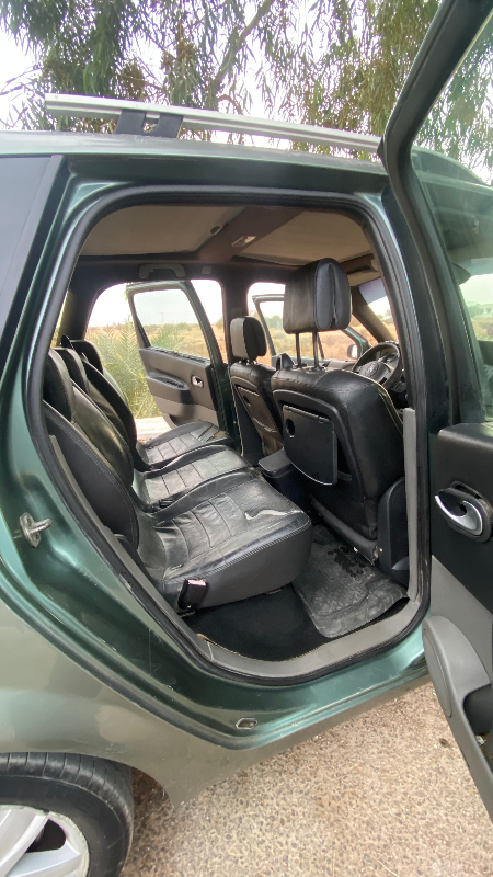 Renault Scenic - Photo 5