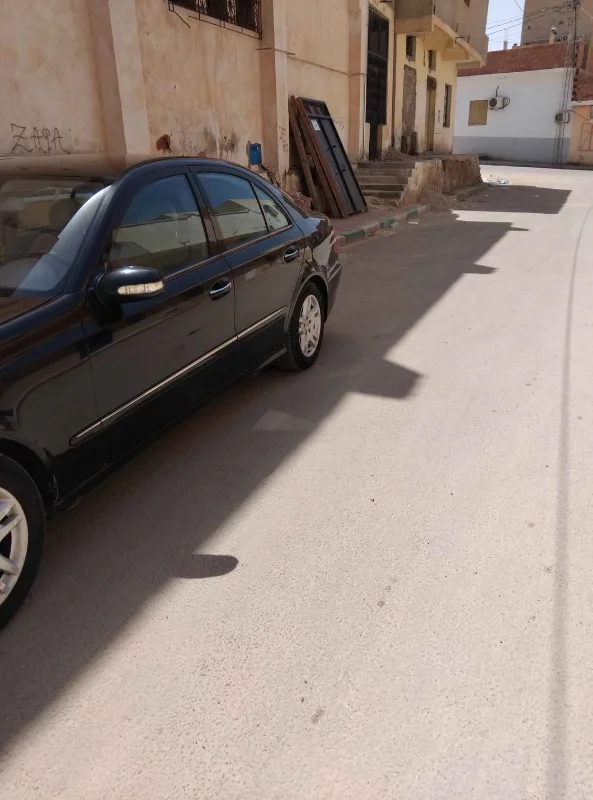 Mercedes Classe E - Photo 2
