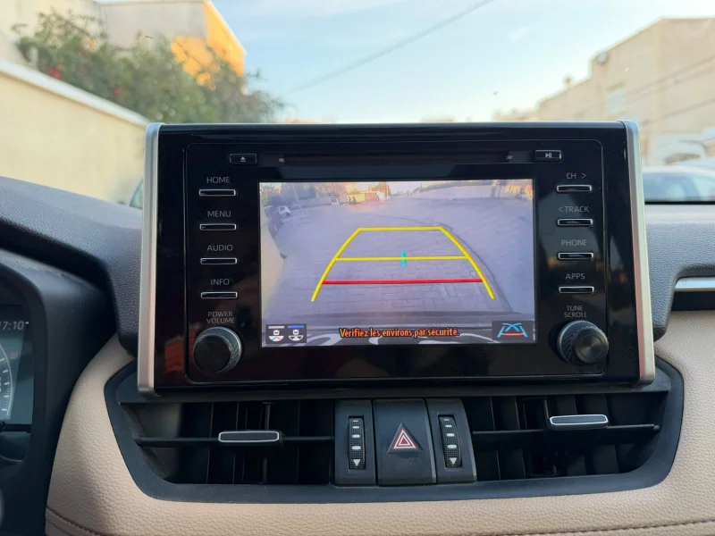 Toyota RAV4 - Photo 3