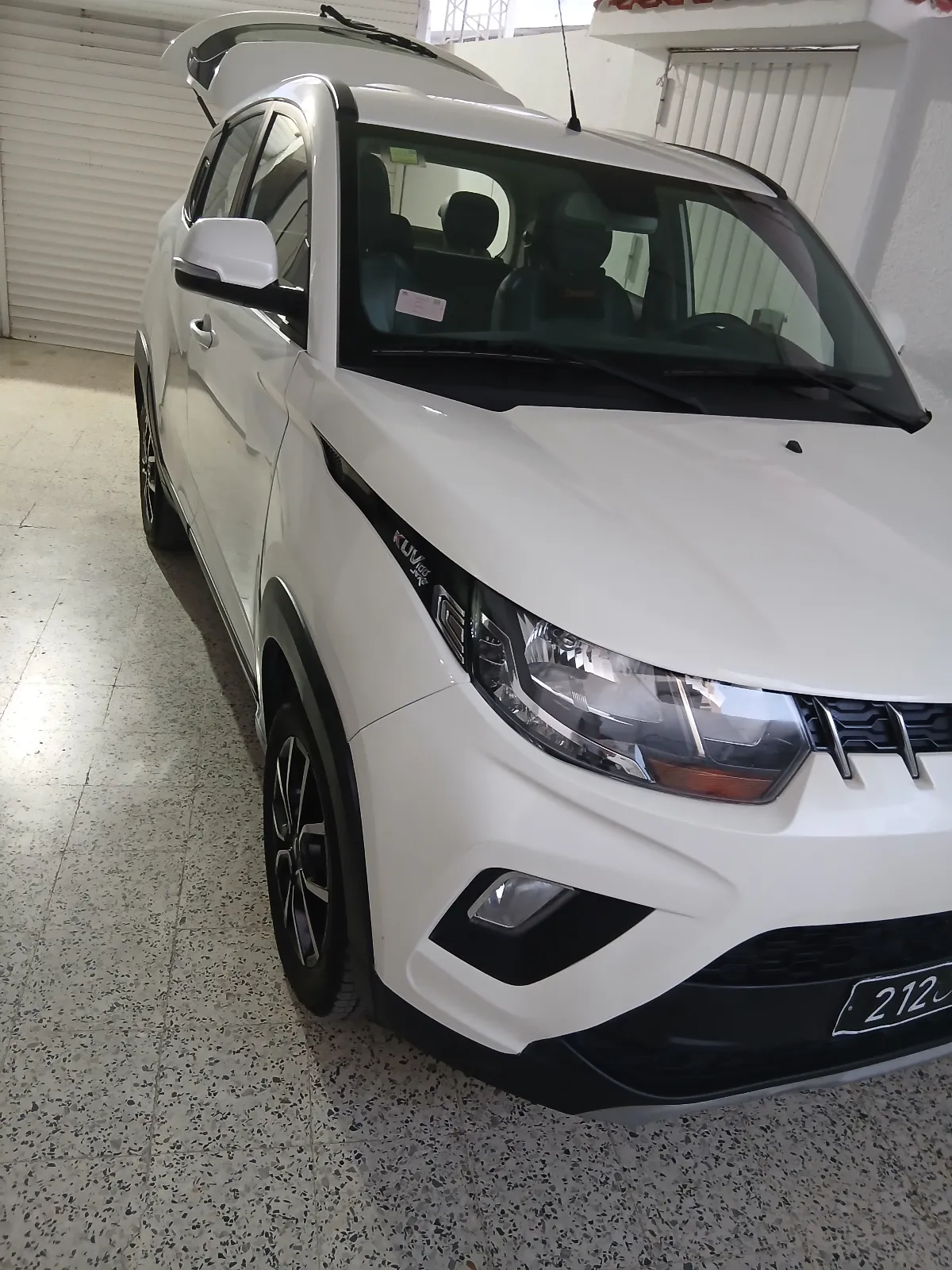 Mahindra KUV 100 2020