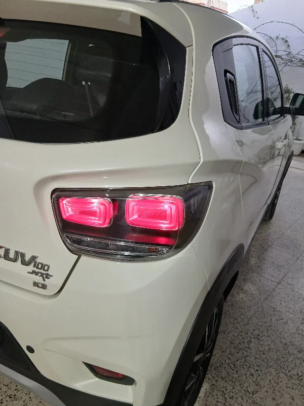 Mahindra KUV 100 - Photo 10