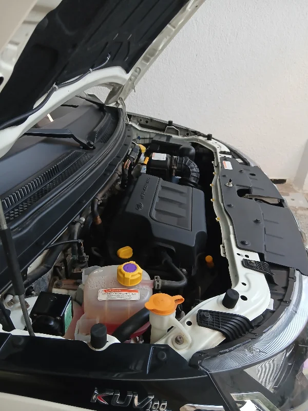 Mahindra KUV 100 - Photo 6