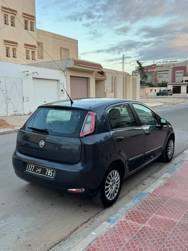 Fiat GRANDE PUNTO - Photo 6