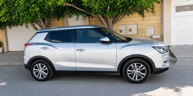 Ssangyong Tivoli - Photo 2