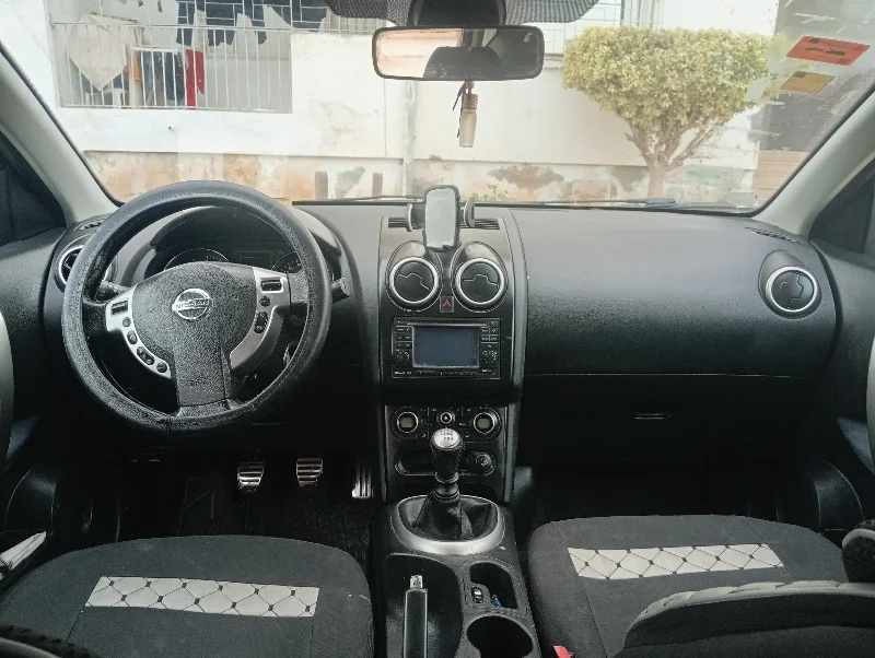 Nissan Qashqai - Photo 2