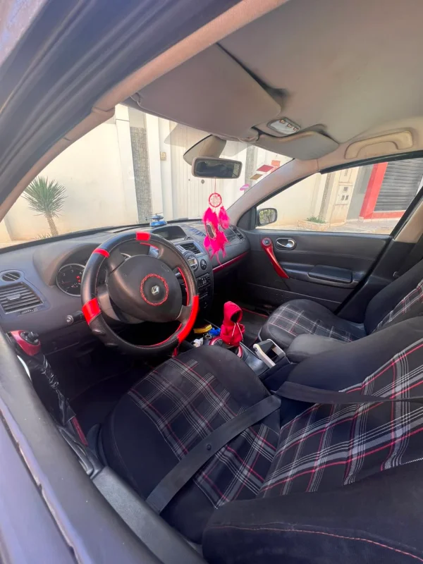 Renault Megane - Photo 3