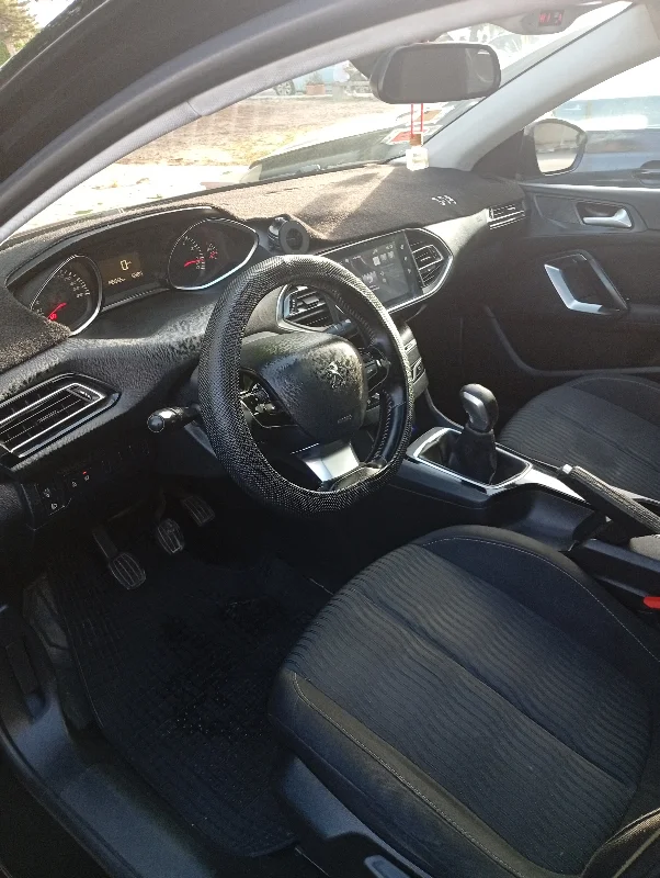 Peugeot 308 - Photo 4