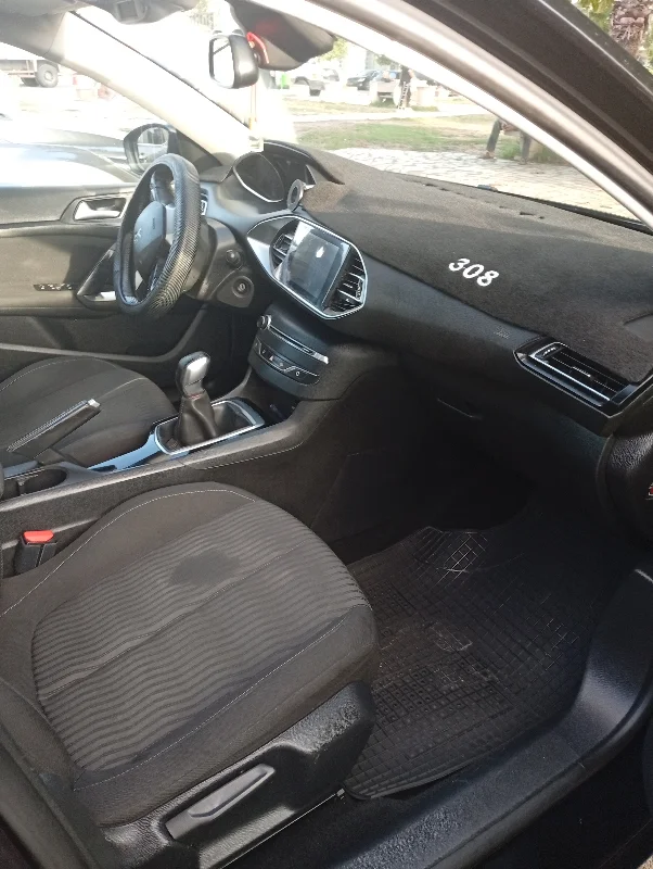 Peugeot 308 - Photo 3