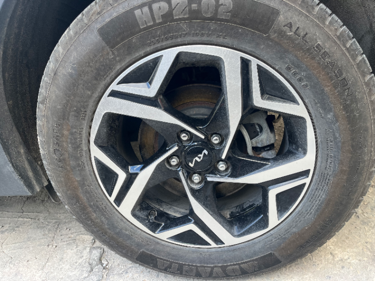 Kia SPORTAGE - Photo 10