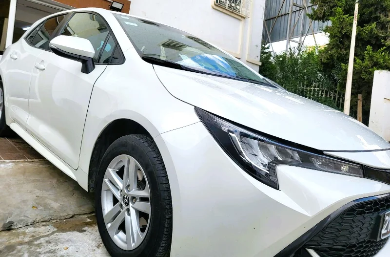 Toyota Corolla - Photo 9