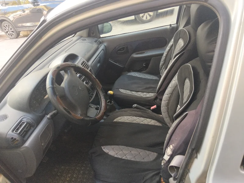 Renault Clio - Photo 6