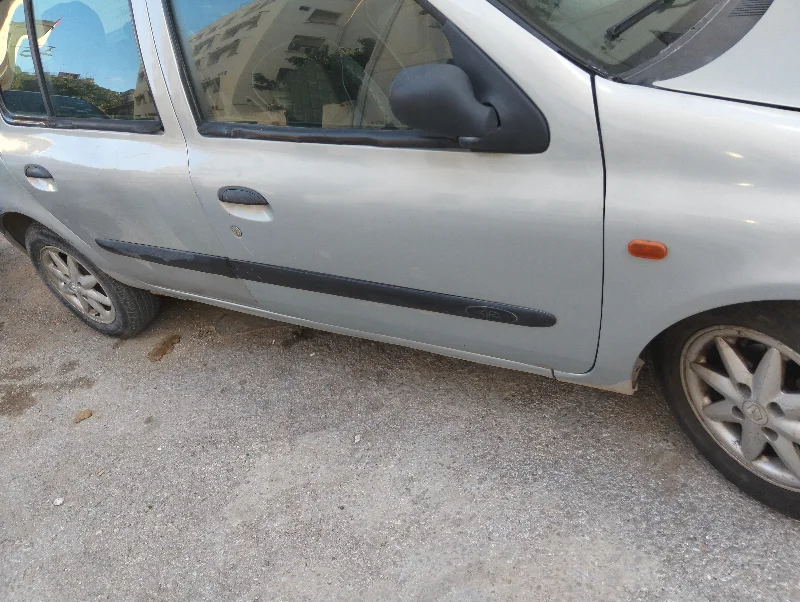 Renault Clio - Photo 5