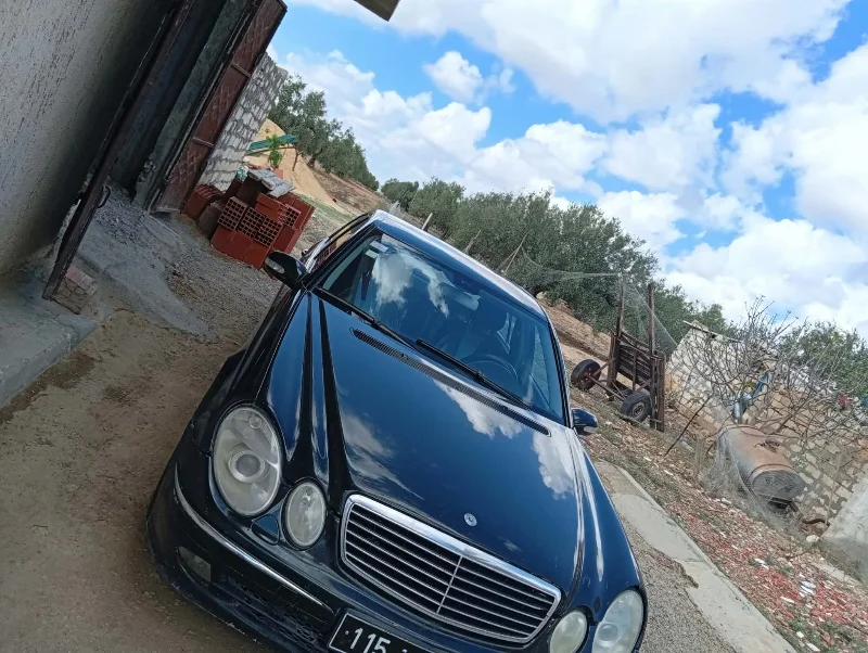 Mercedes Classe E - Photo 4