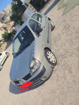 Renault Clio - Photo 3