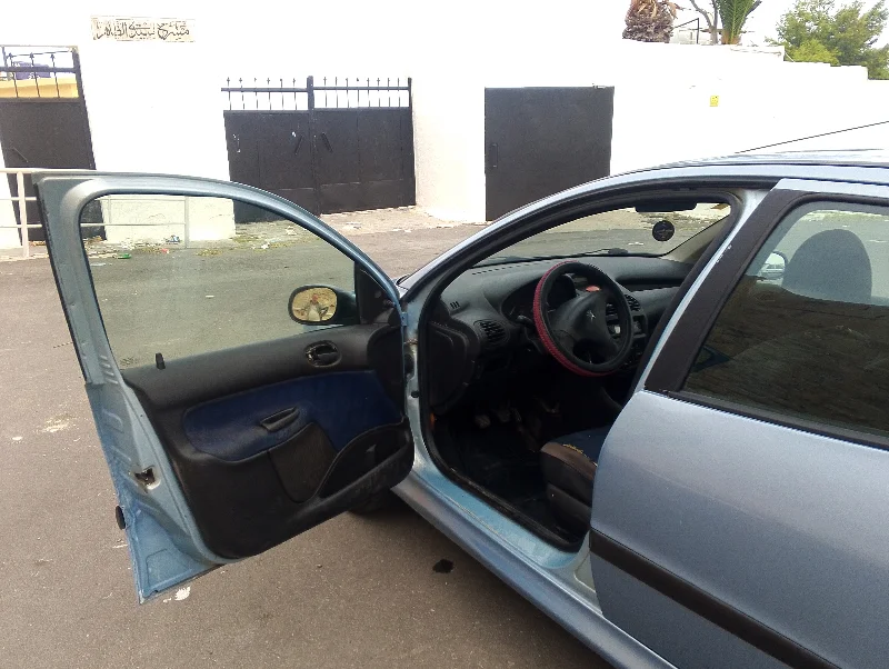 Peugeot 206 - Photo 10