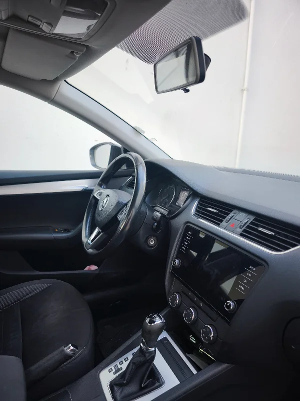 Skoda Octavia - Photo 6