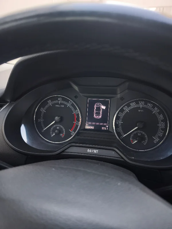 Skoda Octavia - Photo 4