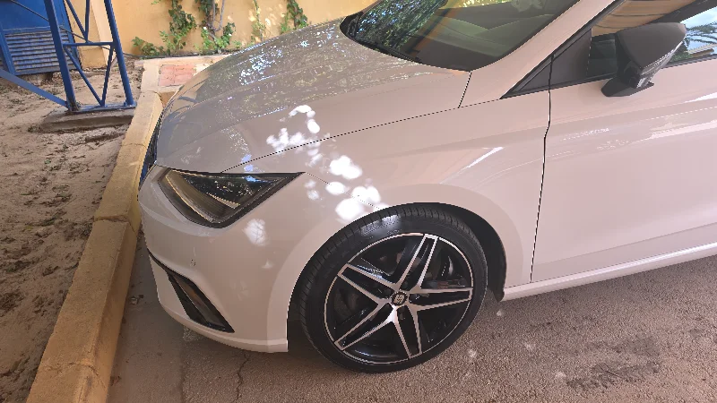 Seat Ibiza - Photo 2