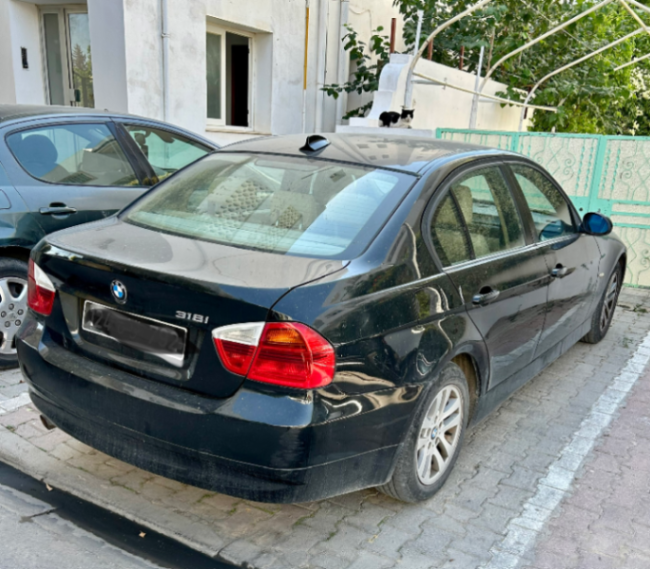 Bmw 318 - Photo 9