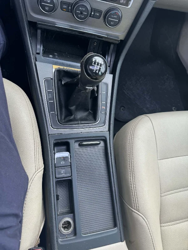 Volkswagen Golf - Photo 3