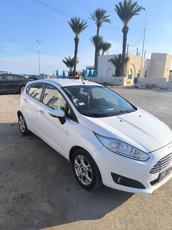 Ford Fiesta Active - Photo 6