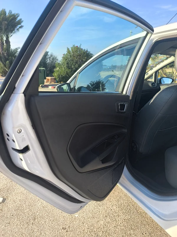 Ford Fiesta Active - Photo 3