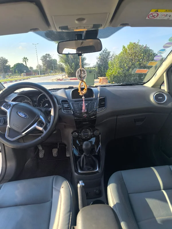 Ford Fiesta Active - Photo 2