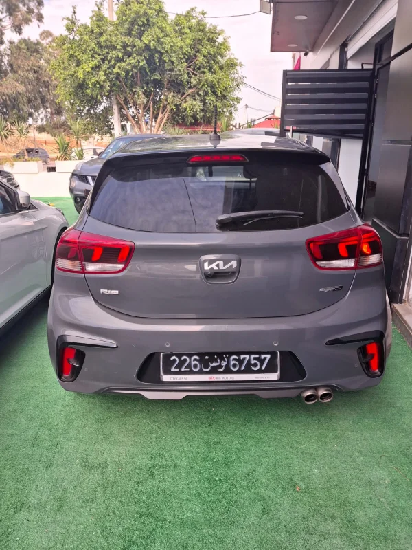 Kia RIO - Photo 10