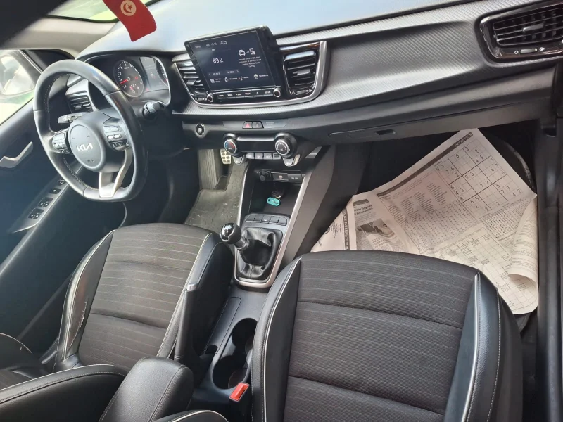 Kia RIO - Photo 9