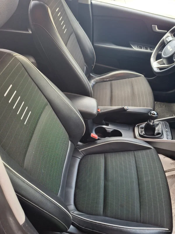Kia RIO - Photo 5
