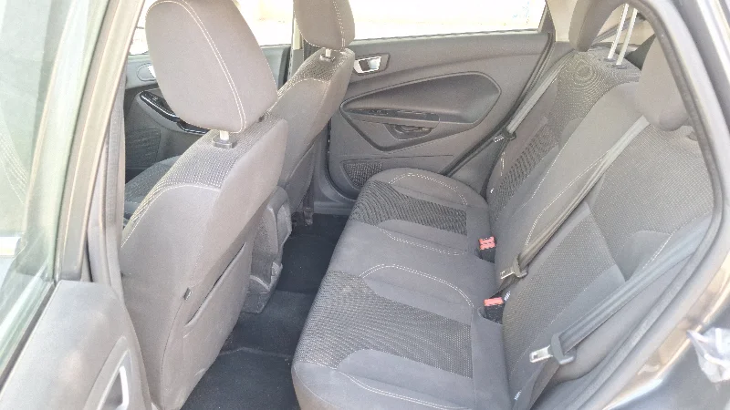Ford FIESTA - Photo 9