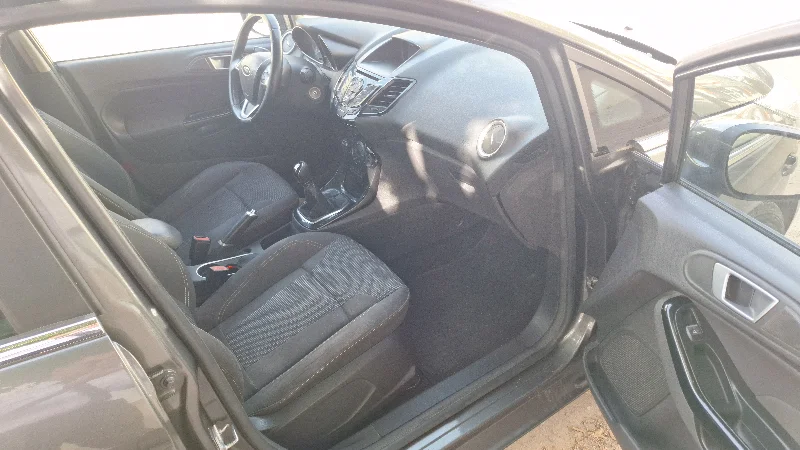 Ford FIESTA - Photo 8