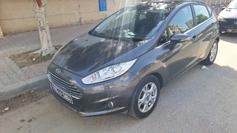 Ford FIESTA - Photo 7