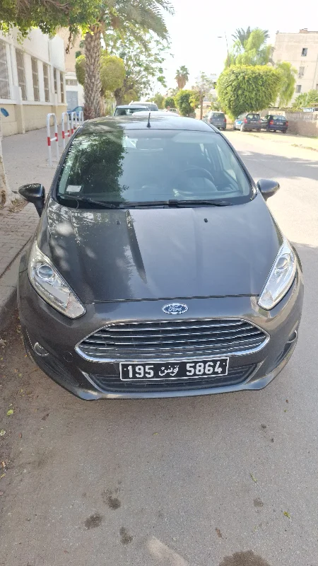 Ford FIESTA - Photo 6