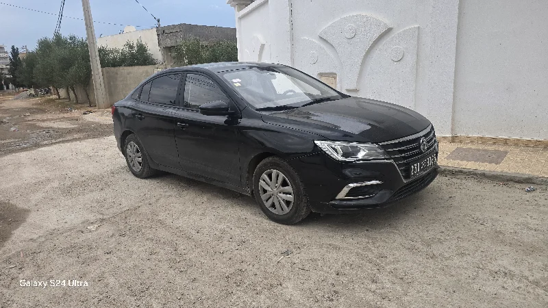 MG MG 5 - Photo 3