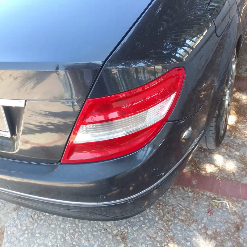 Mercedes 200 - Photo 2