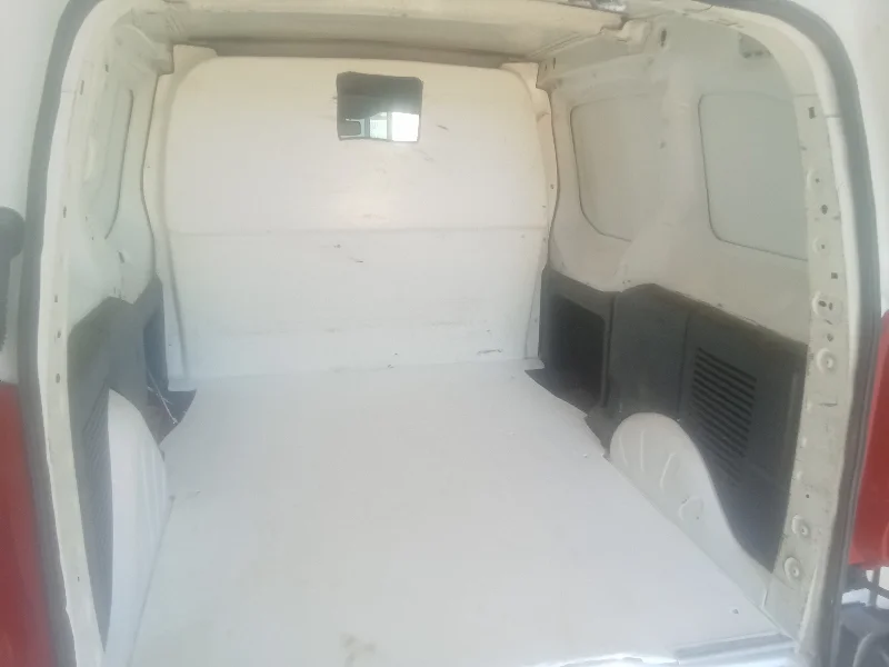 Peugeot Partner - Photo 6