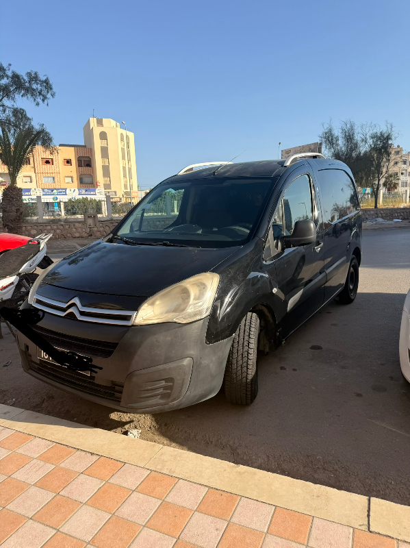 Citroen BERLINGO - Photo 7