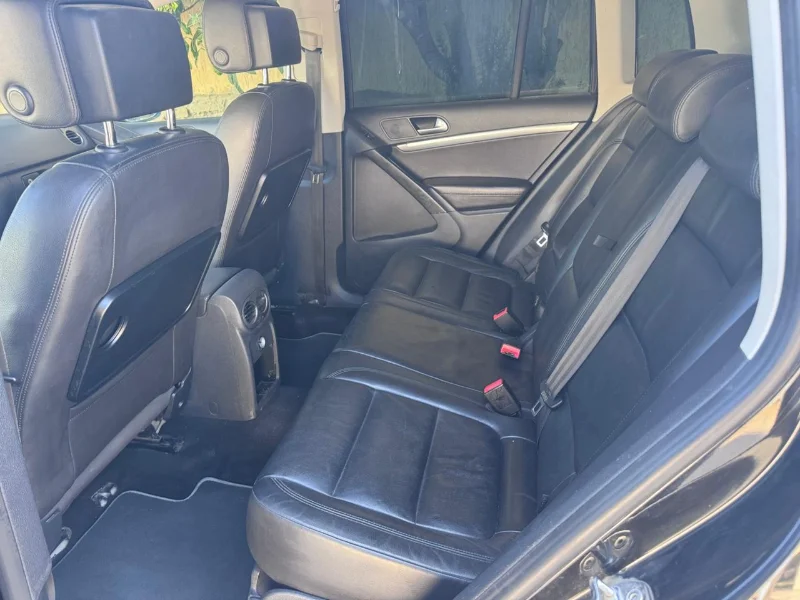 Volkswagen Tiguan - Photo 9