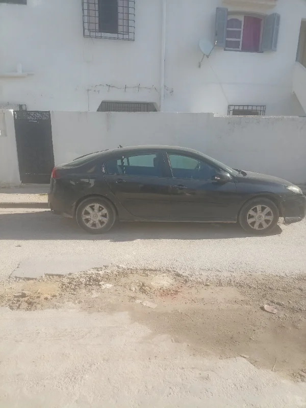 Renault Laguna - Photo 2