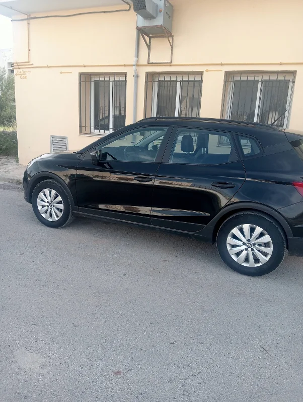 Seat Arona - Photo 3