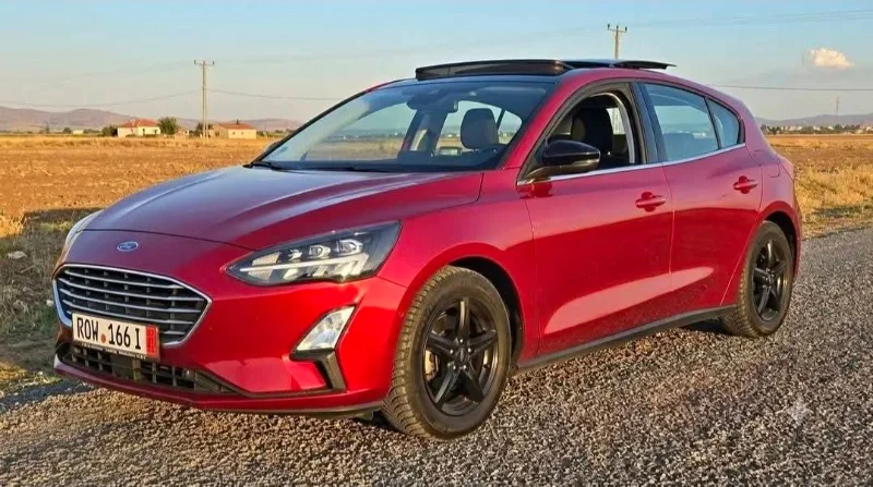 Ford FOCUS - Photo 3