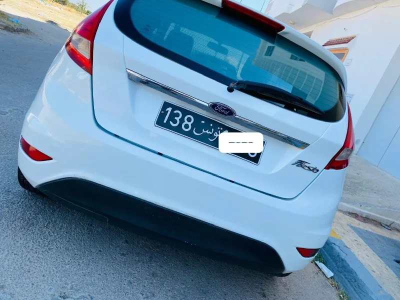 Ford FIESTA - Photo 6