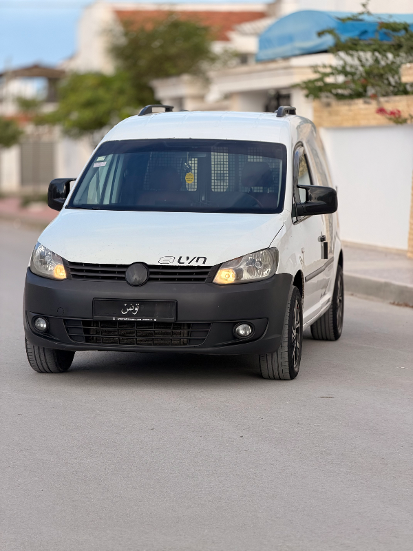 Volkswagen Caddy - Photo 10