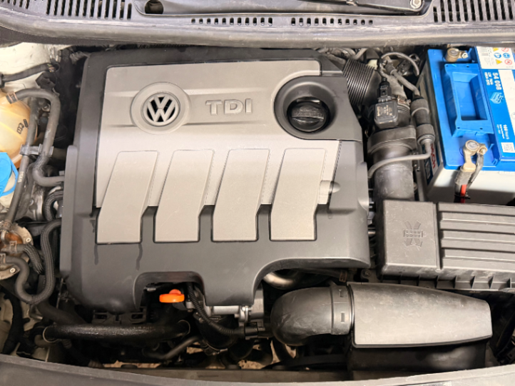 Volkswagen Caddy - Photo 2