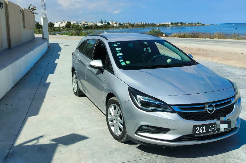 Opel Astra - Photo 10