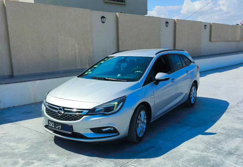 Opel Astra - Photo 9